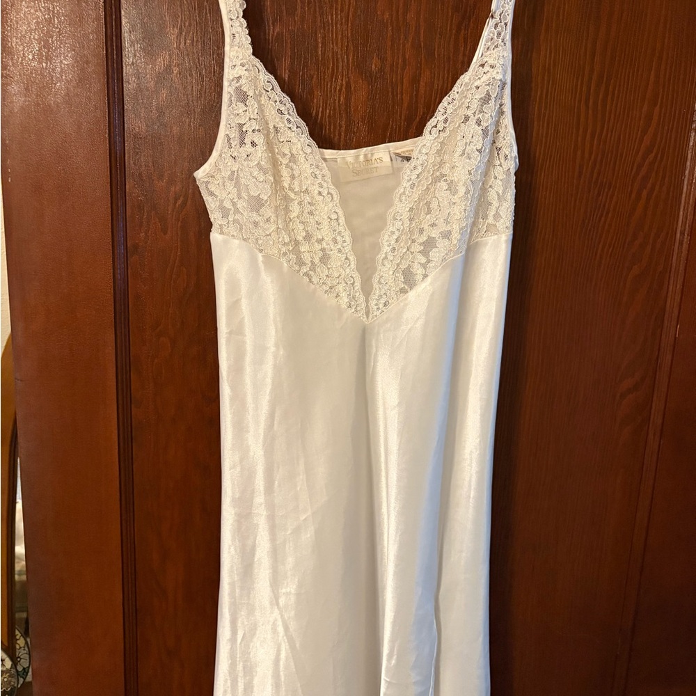 Victoria's Secret White Lace Chemise